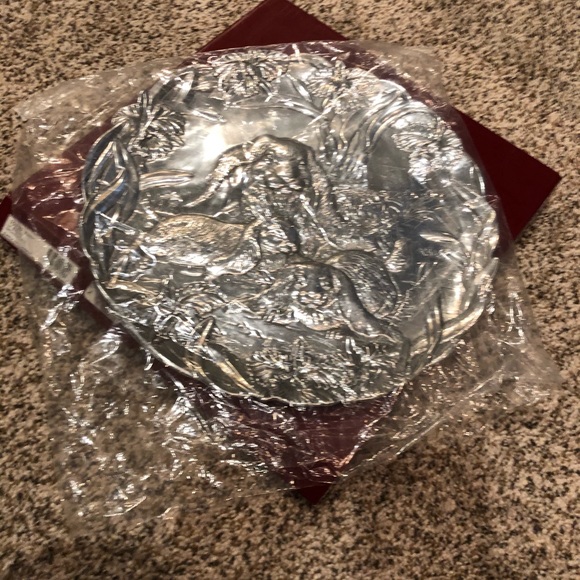 ARTHUR COURT Bunny/Orchid Plate New in Box - Picture 8 of 9